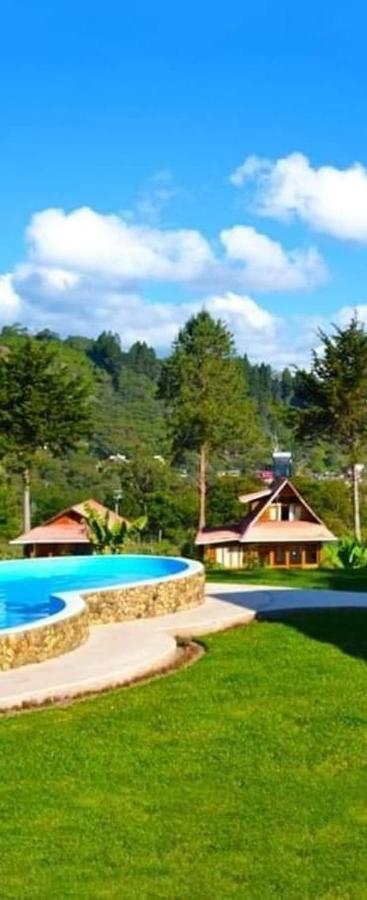 Hassinger Ranch Cabanas Oxapampa Dış mekan fotoğraf