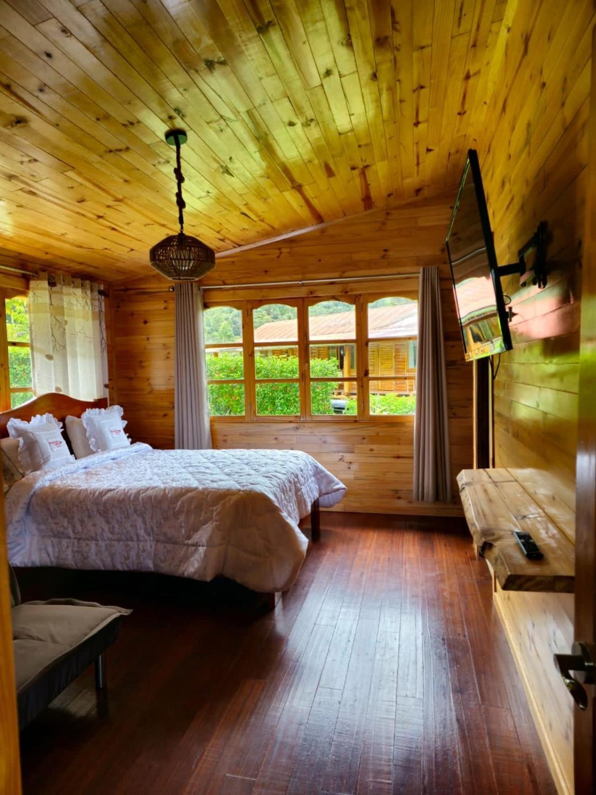 Hassinger Ranch Cabanas Oxapampa Dış mekan fotoğraf