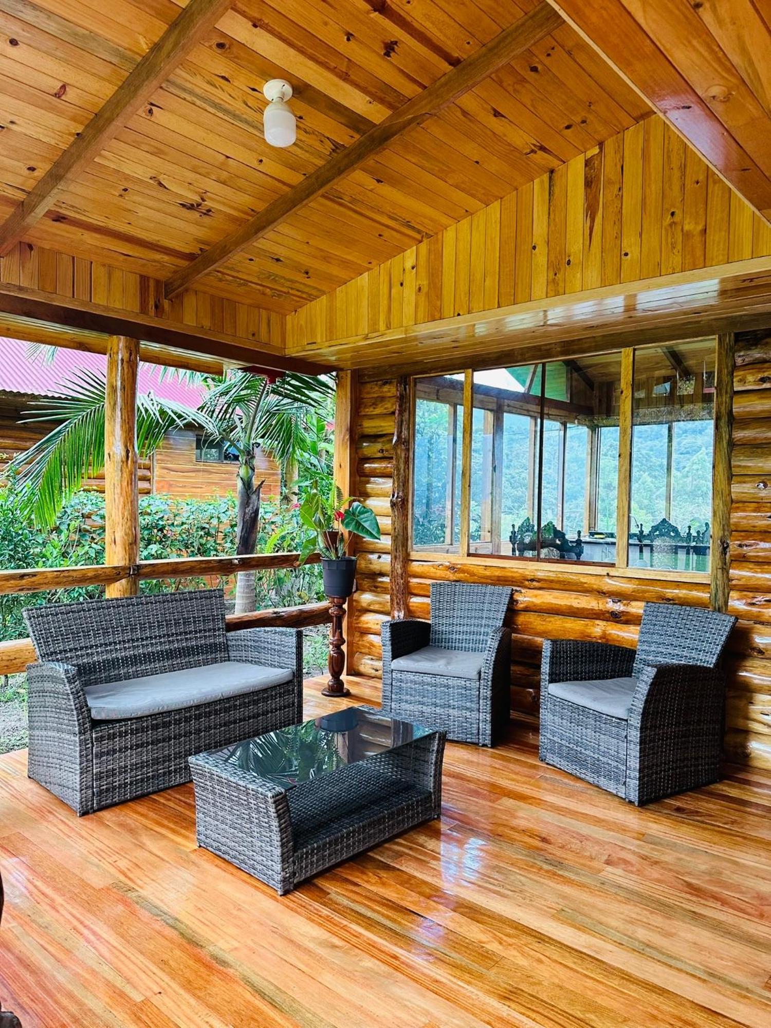Hassinger Ranch Cabanas Oxapampa Dış mekan fotoğraf